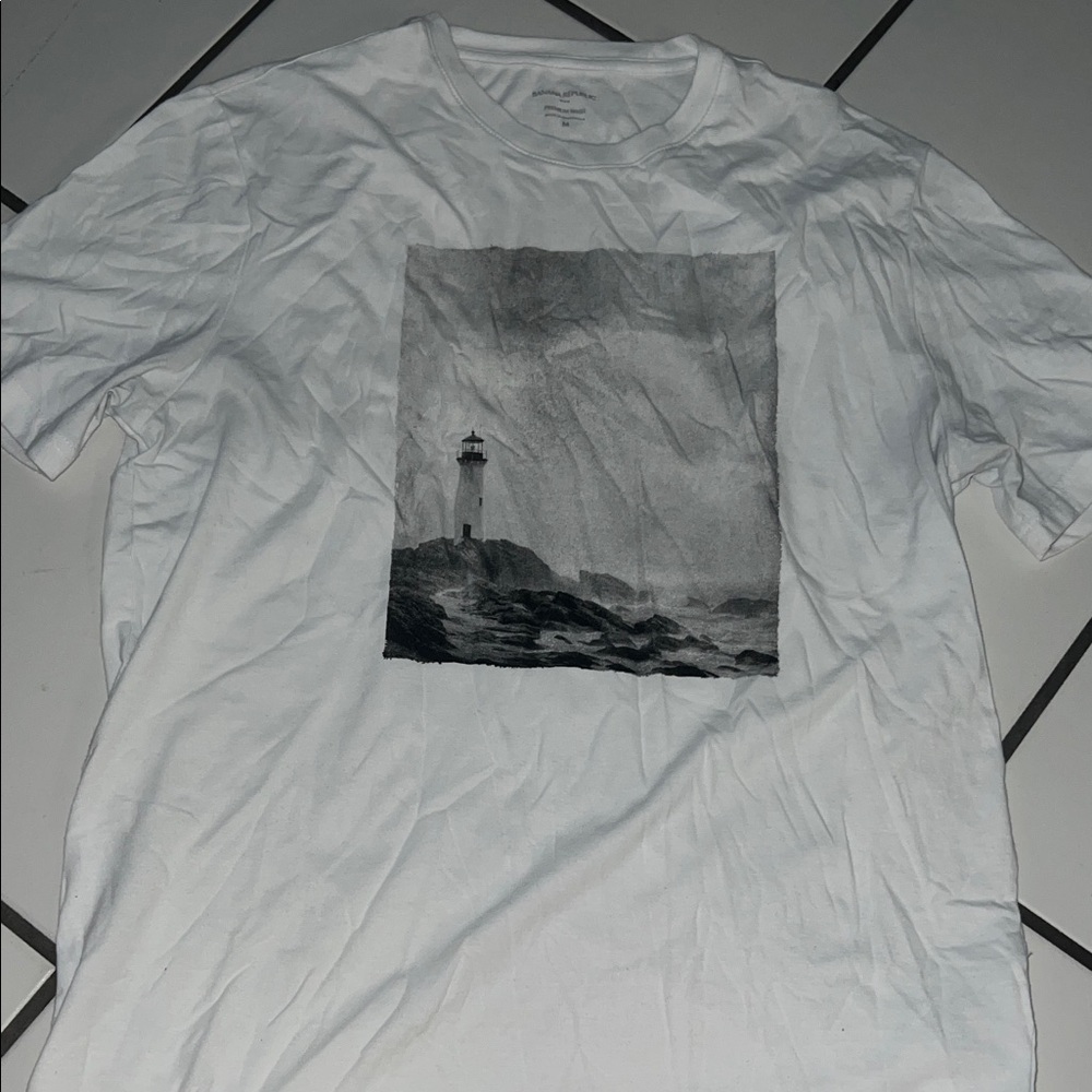 Banana Republic White Short-Sleeve Tee with Black Lighthouse Graphic